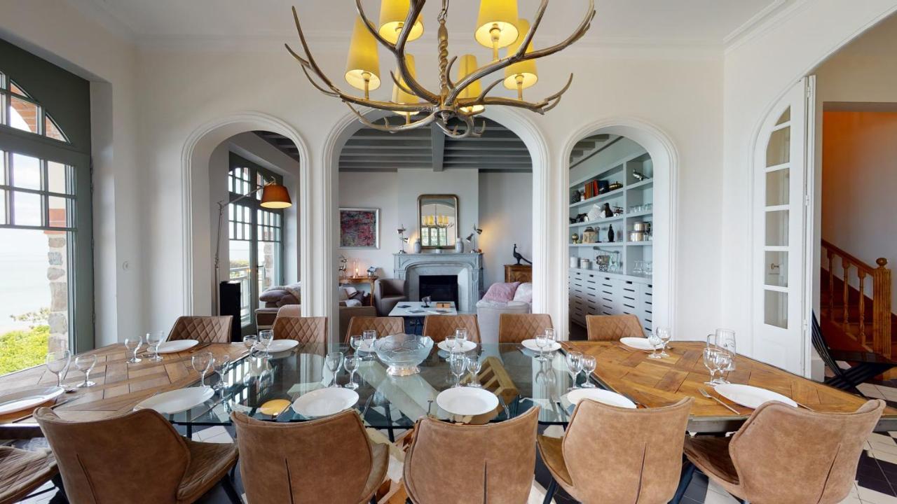 Les Roches Grises, Luxueuse Villa Face Mer, 4Etoiles, Spa Et Jardin Panoramique, Societe La Clef Decamp Гранвил Екстериор снимка