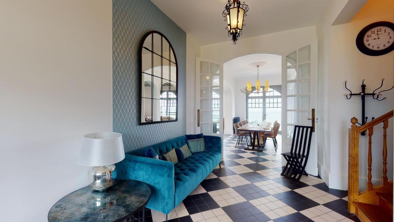 Les Roches Grises, Luxueuse Villa Face Mer, 4Etoiles, Spa Et Jardin Panoramique, Societe La Clef Decamp Гранвил Екстериор снимка